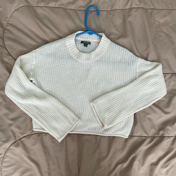 wild fable Sweaters - crop sweater. Rolled hem.  Cream color. Also fits small and xs.